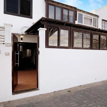 White Sun Playa Honda (Lanzarote)