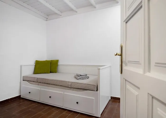 Apartment White Sun Playa Honda (Lanzarote)